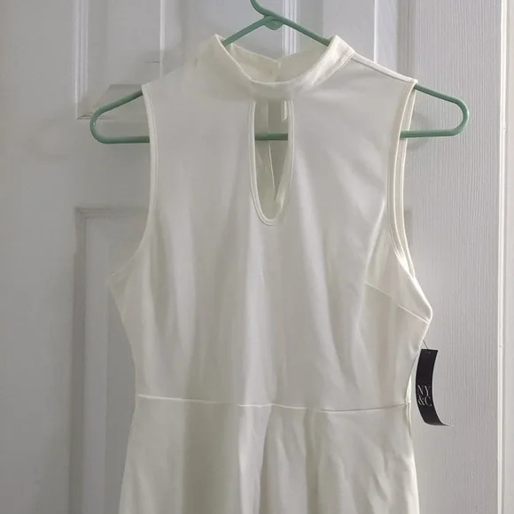 New York & Company, White dress, Size Small, New with tags - Picture 2 of 4